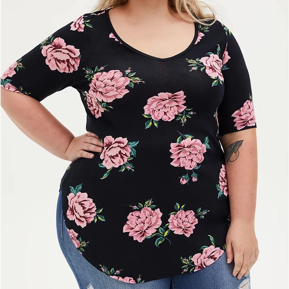 Torrid Black Super Soft Floral Top NWOT
